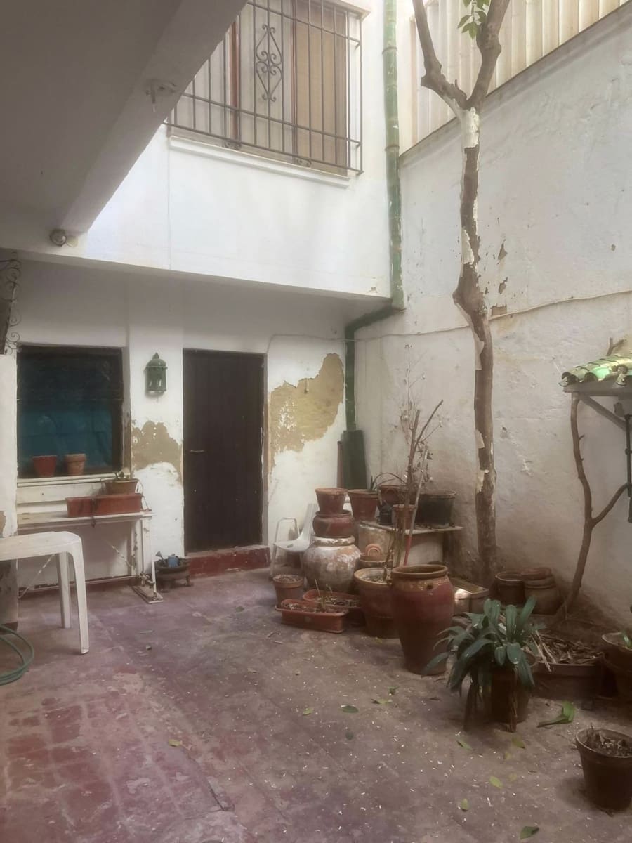 12 soverom Leilighet til salgs i Malaga by - € 3 000 000 (Ref: 8474793)