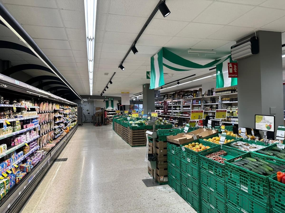 Kommersiell till salu i Estepona - 3 027 060 € (Ref: 8474823)