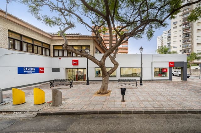 Business for sale in Centro ciudad, Fuengirola with garage - € 4,500,000 (Ref: 8474862)