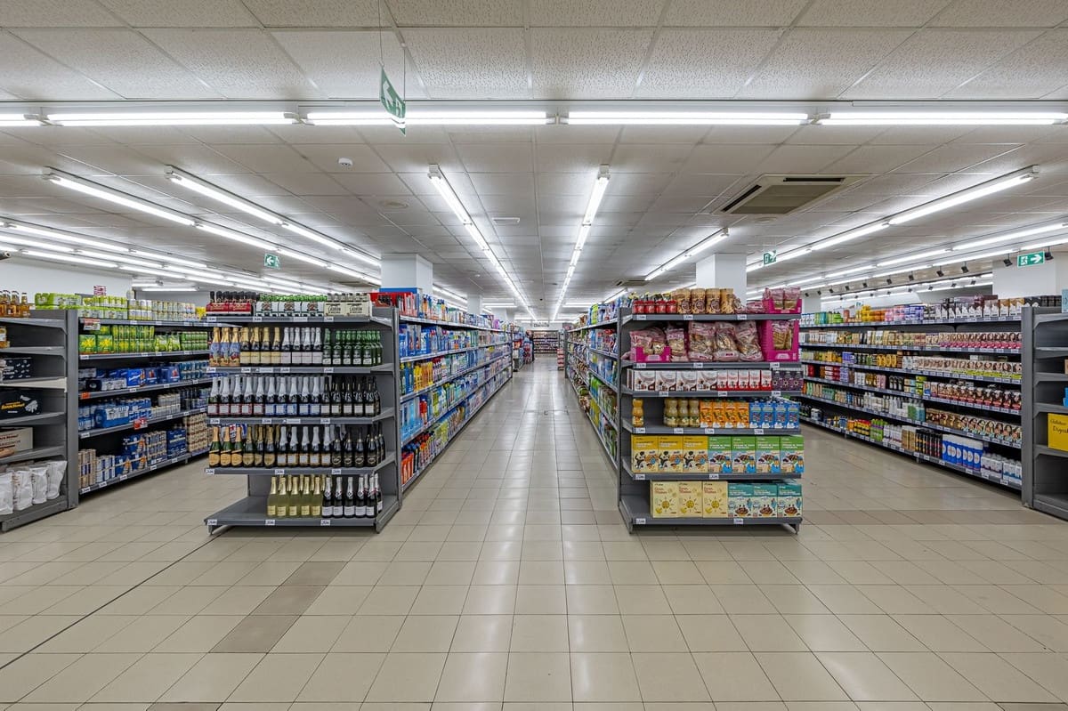 Yritys myytävänä paikassa Fuengirola mukana 
autotalli - 4 500 000 € (Ref: 8474862)