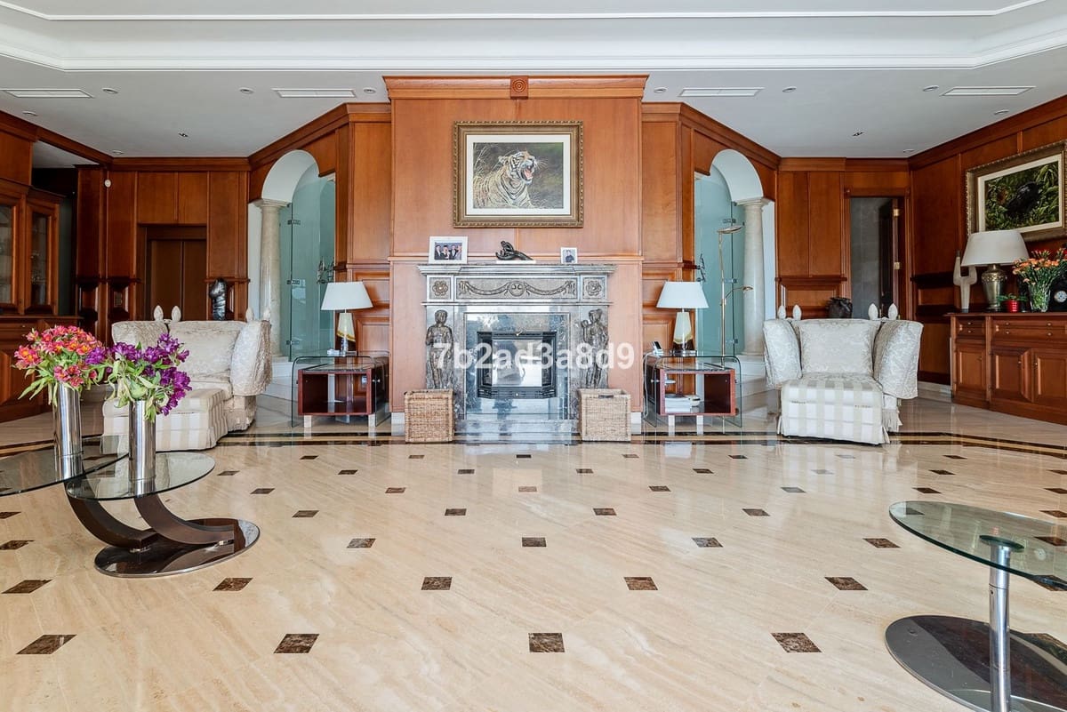 12 soverom Villa til salgs i La Zagaleta med svømmebasseng garasje - € 10 000 000 (Ref: 8474890)