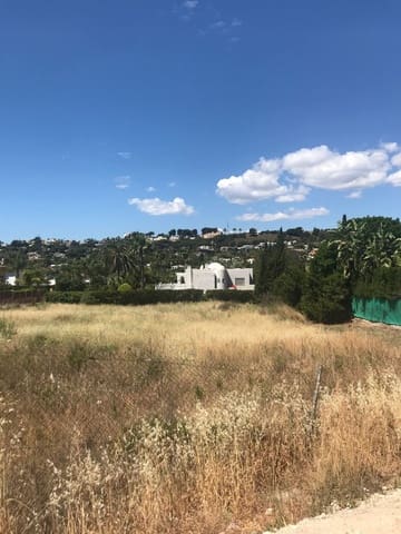 Teren niezagospodarowany na sprzedaż w Las Brisas, Marbella - 3 000 000 € (Ref: 8474909)