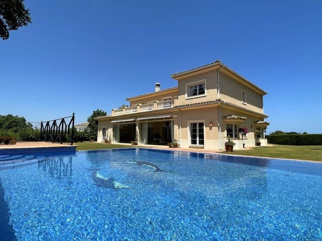 7 bedroom Villa for sale in San Roque with pool garage - € 2,750,000 (Ref: 8474925)