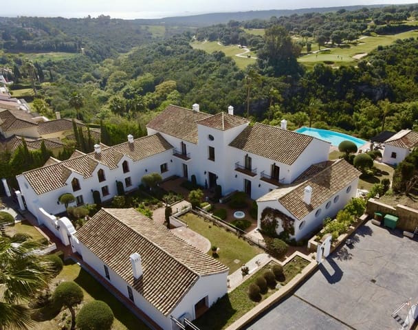 7 soveværelse Villa til salg i Sotogrande Alto, San Roque med swimmingpool garage - € 5.200.000 (Ref: 8474928)
