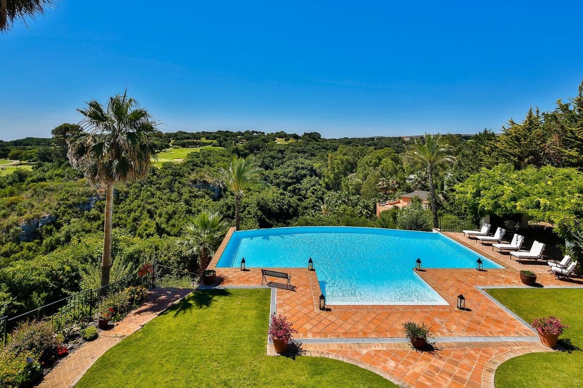 7 soveværelse Villa til salg i Sotogrande med swimmingpool garage - € 5.200.000 (Ref: 8474928)