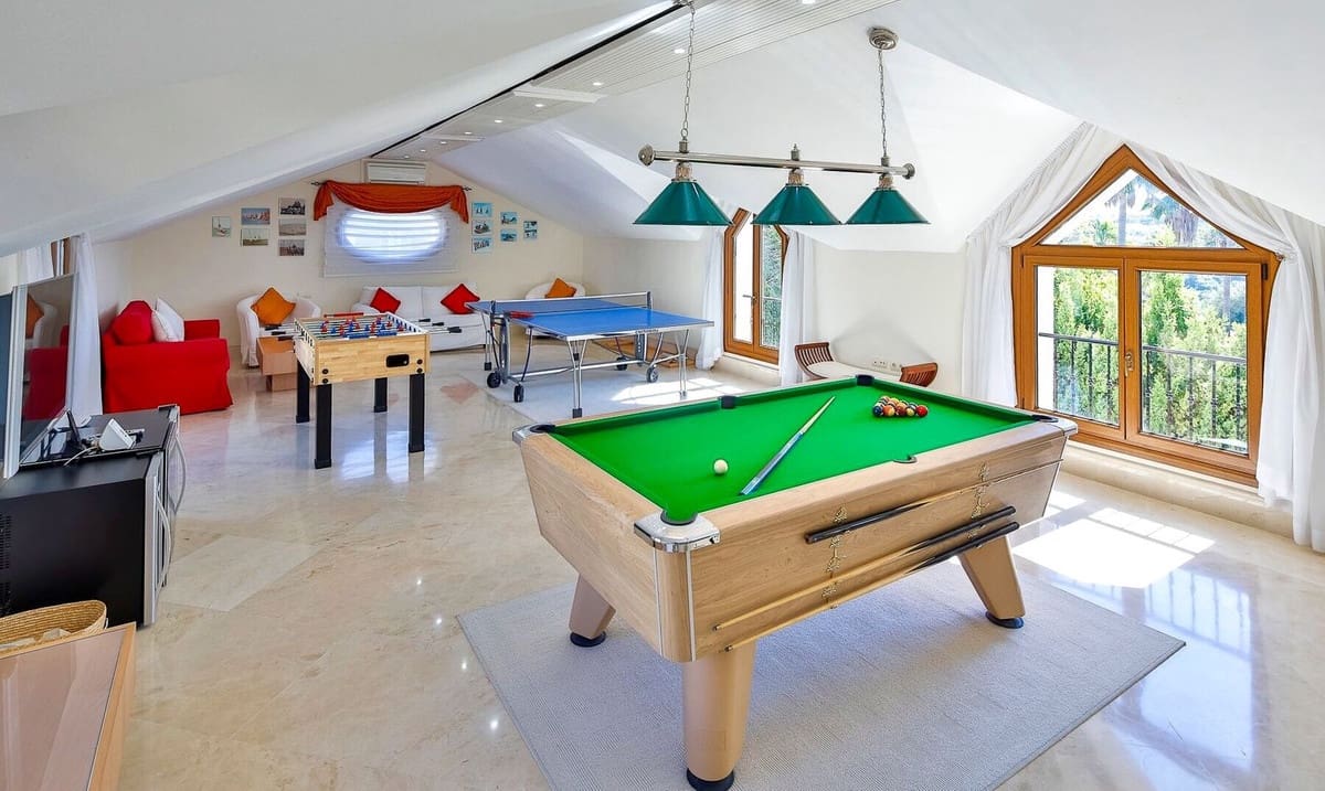 7 soveværelse Villa til salg i Sotogrande med swimmingpool garage - € 5.200.000 (Ref: 8474928)