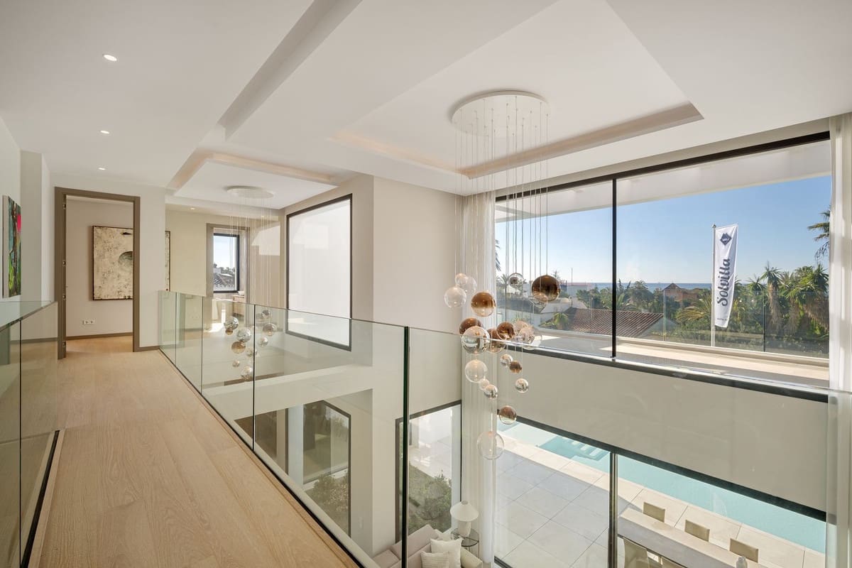 5 sovrum Villa till salu i Marbesa med pool - 3 350 000 € (Ref: 8474929)