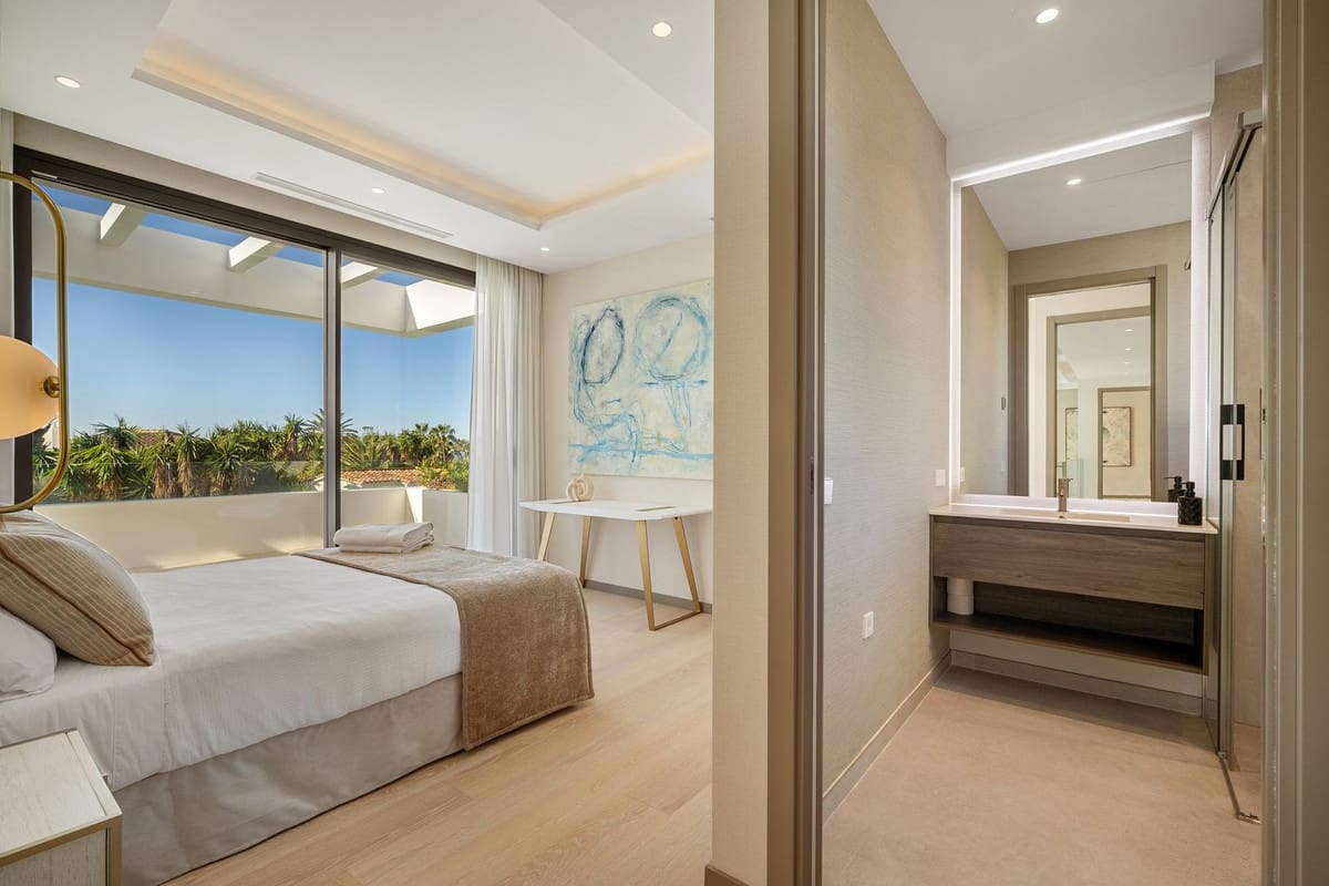 5 sovrum Villa till salu i Marbesa med pool - 3 350 000 € (Ref: 8474929)