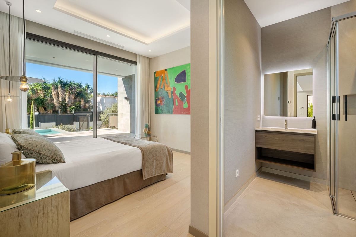 5 sovrum Villa till salu i Marbesa med pool - 3 350 000 € (Ref: 8474929)