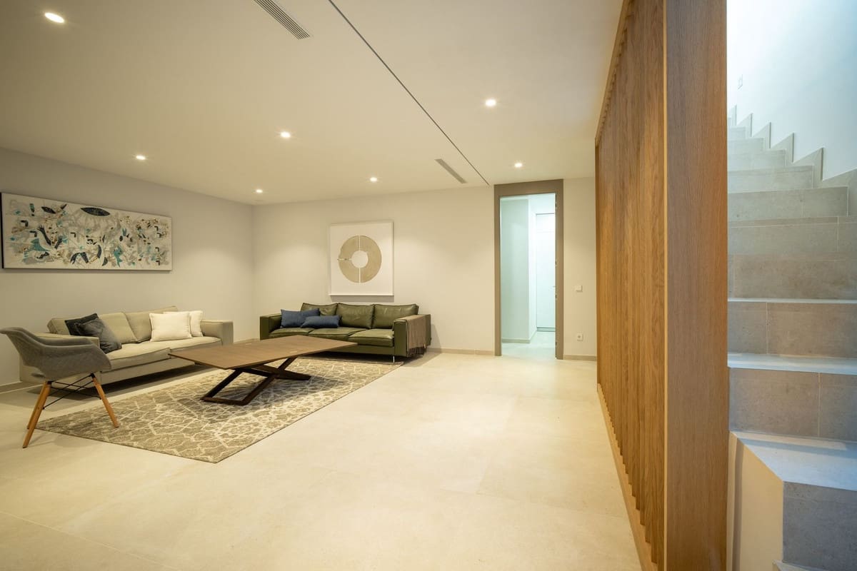 5 sovrum Villa till salu i Marbesa med pool - 3 350 000 € (Ref: 8474929)