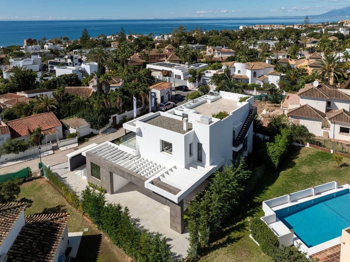 5 sovrum Villa till salu i Marbesa med pool - 3 350 000 € (Ref: 8474929)