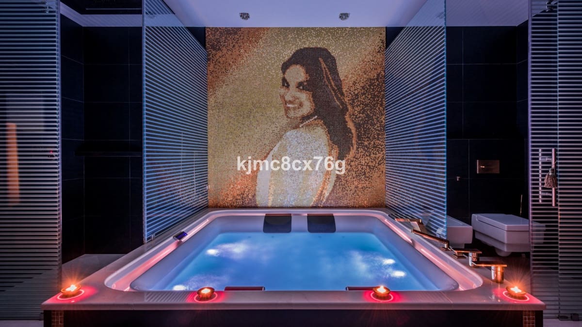 7 soverom Villa til salgs i Marbella med svømmebasseng garasje - € 9 500 000 (Ref: 8474944)