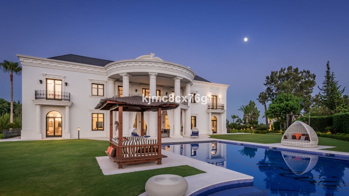 7 soverom Villa til salgs i Marbella med svømmebasseng garasje - € 9 500 000 (Ref: 8474944)