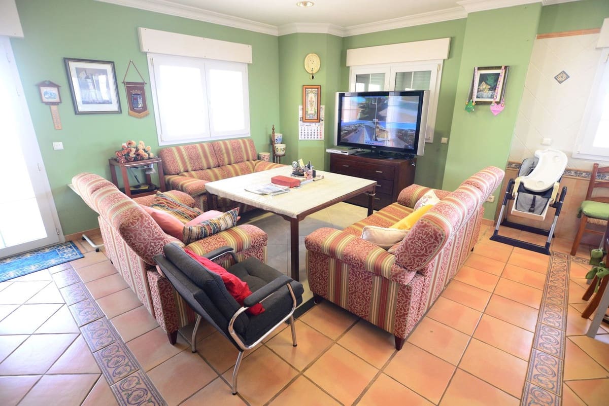 6 soverom Villa til salgs i Malaga by med svømmebasseng - € 3 150 000 (Ref: 8474966)