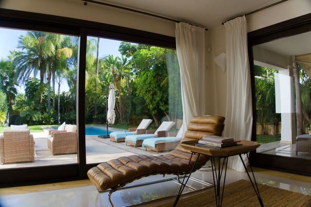 5 soverom Villa til salgs i Aloha Golf, Marbella med svømmebasseng garasje - € 3 500 000 (Ref: 8474983)