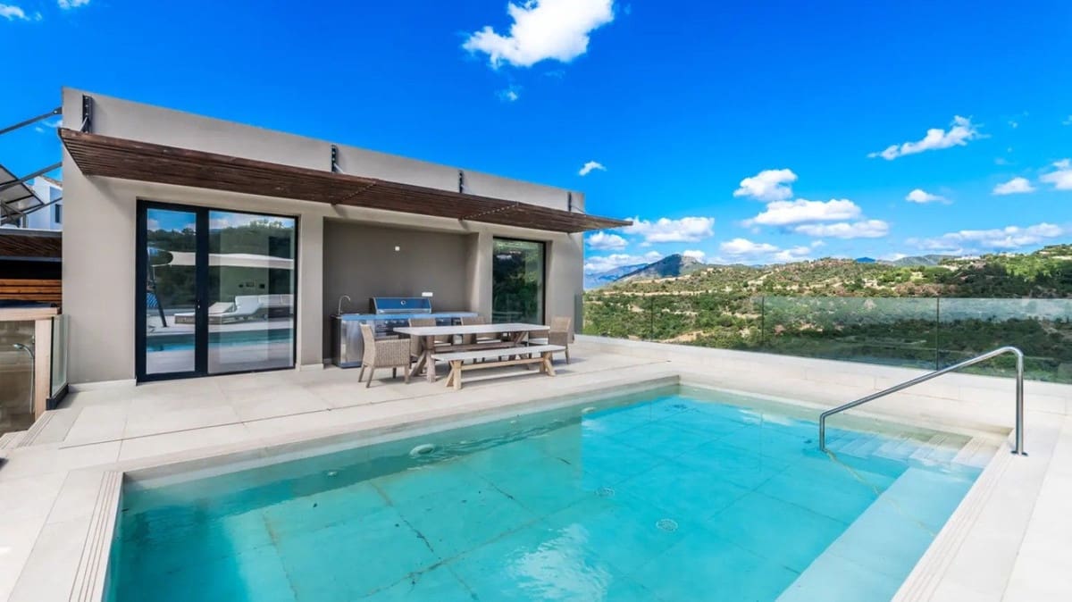 7 soveværelse Villa til salg i Los Arqueros med swimmingpool garage - € 3.950.000 (Ref: 8474994)