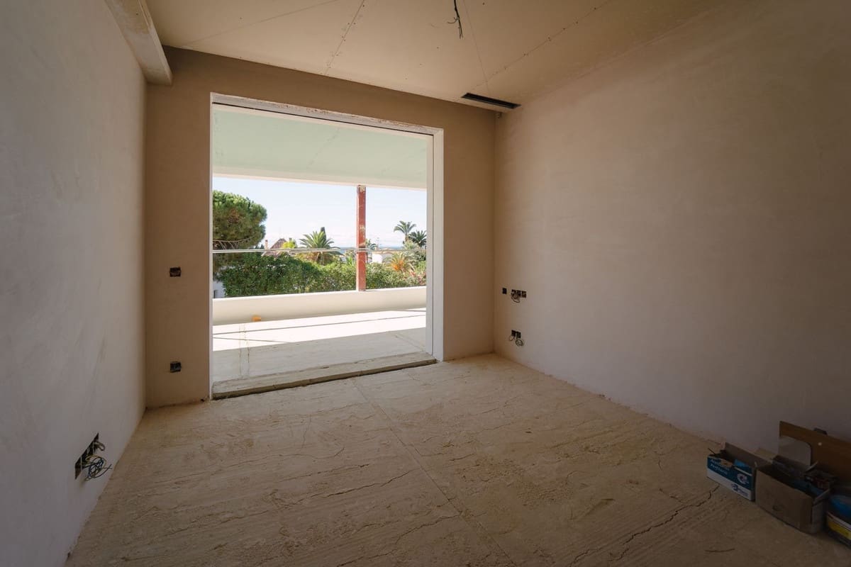 4 sypialnia Willa na sprzedaż w Las Chapas z basenem - 3 000 000 € (Ref: 8475004)