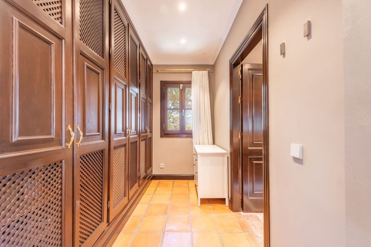 5 soveværelse Villa til salg i La Zagaleta med swimmingpool garage - € 12.000.000 (Ref: 8477729)