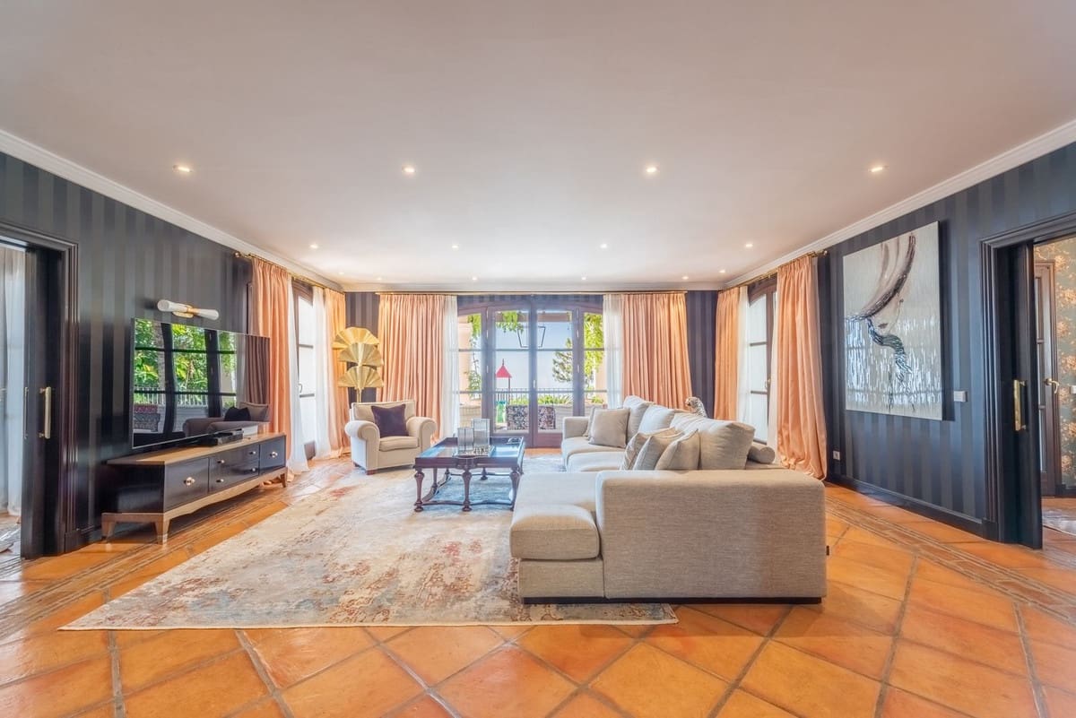 5 soveværelse Villa til salg i La Zagaleta med swimmingpool garage - € 12.000.000 (Ref: 8477729)