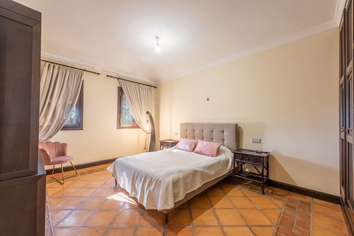 5 soveværelse Villa til salg i La Zagaleta med swimmingpool garage - € 12.000.000 (Ref: 8477729)