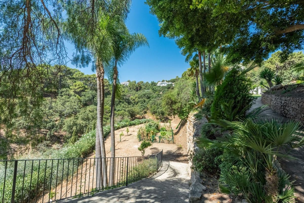 5 soveværelse Villa til salg i La Zagaleta med swimmingpool garage - € 12.000.000 (Ref: 8477729)