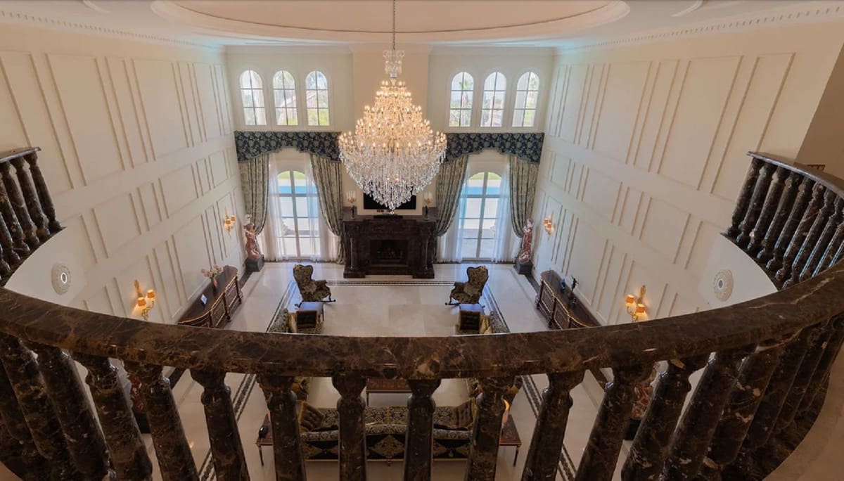 7 bedroom Villa for sale in Golden Mile with pool garage - € 24,000,000 (Ref: 8477731)