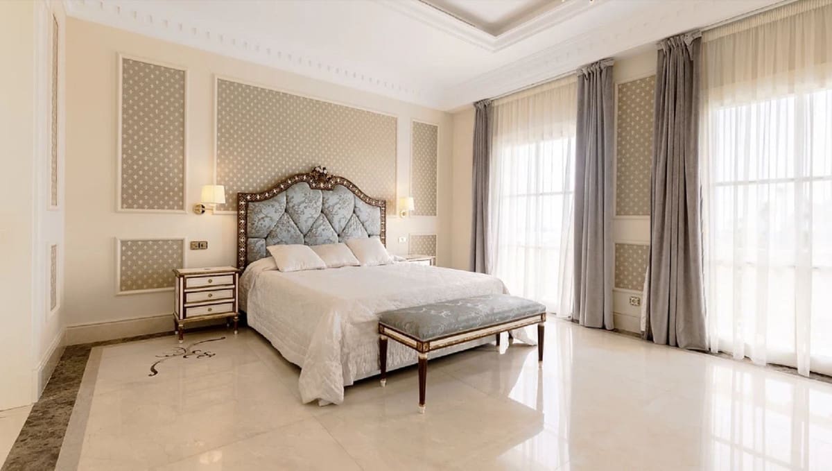 7 bedroom Villa for sale in Golden Mile with pool garage - € 24,000,000 (Ref: 8477731)