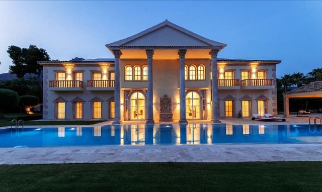 7 bedroom Villa for sale in Sierra Blanca, Marbella with pool garage - € 24,000,000 (Ref: 8477731)