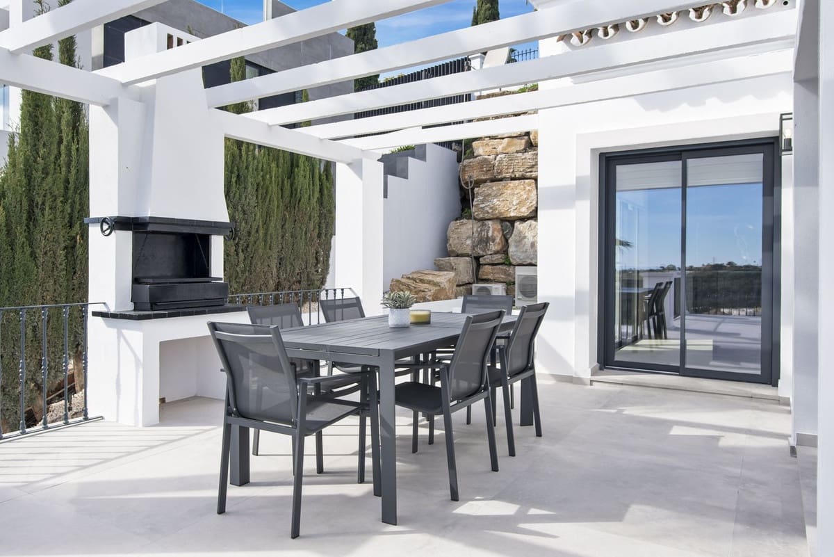 5 bedroom Villa for sale in Los Flamingos with pool garage - € 3,495,000 (Ref: 8485153)