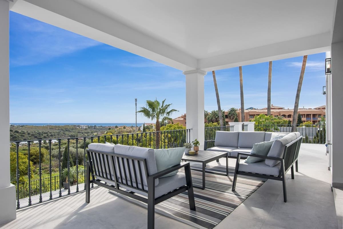 5 bedroom Villa for sale in Los Flamingos with pool garage - € 3,495,000 (Ref: 8485153)