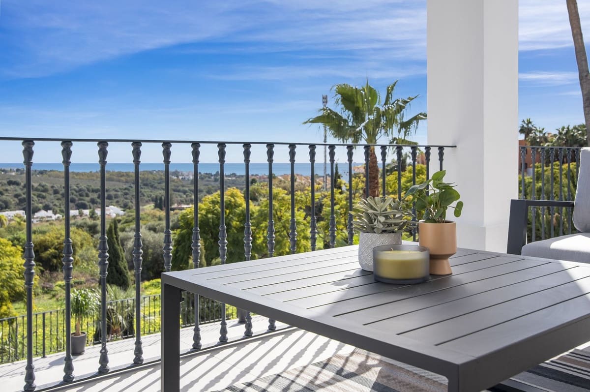 5 bedroom Villa for sale in Los Flamingos with pool garage - € 3,495,000 (Ref: 8485153)