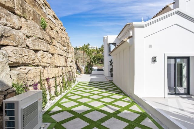 5 soverom Villa til salgs i Los Flamingos, Benahavís med svømmebasseng garasje - € 3 495 000 (Ref: 8485153)