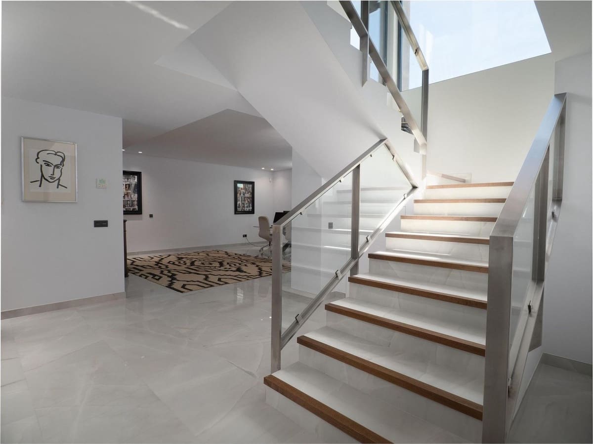 4 soverom Villa til salgs i Manilva med svømmebasseng garasje - € 3 450 000 (Ref: 8488760)