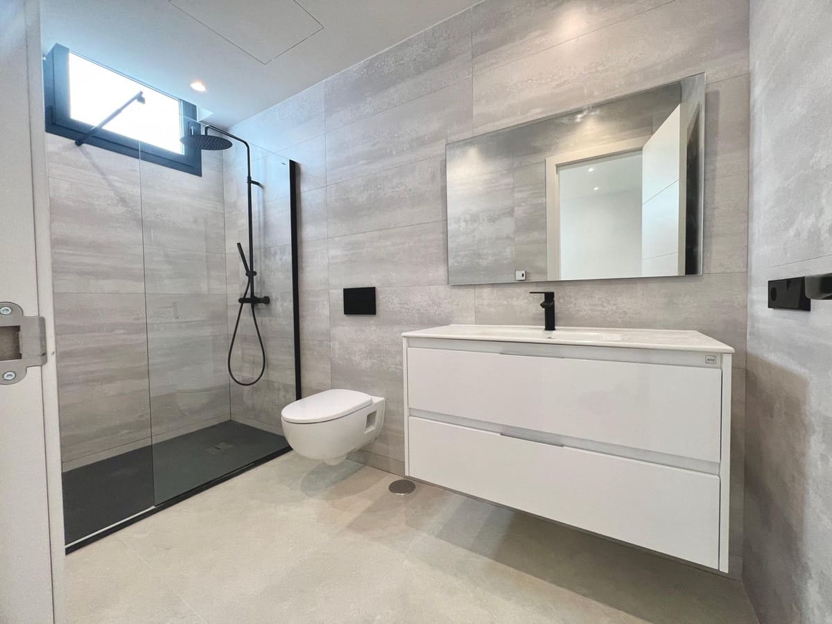 4 slaapkamer Villa te koop in Marbella met zwembad - € 3.899.000 (Ref: 8514238)