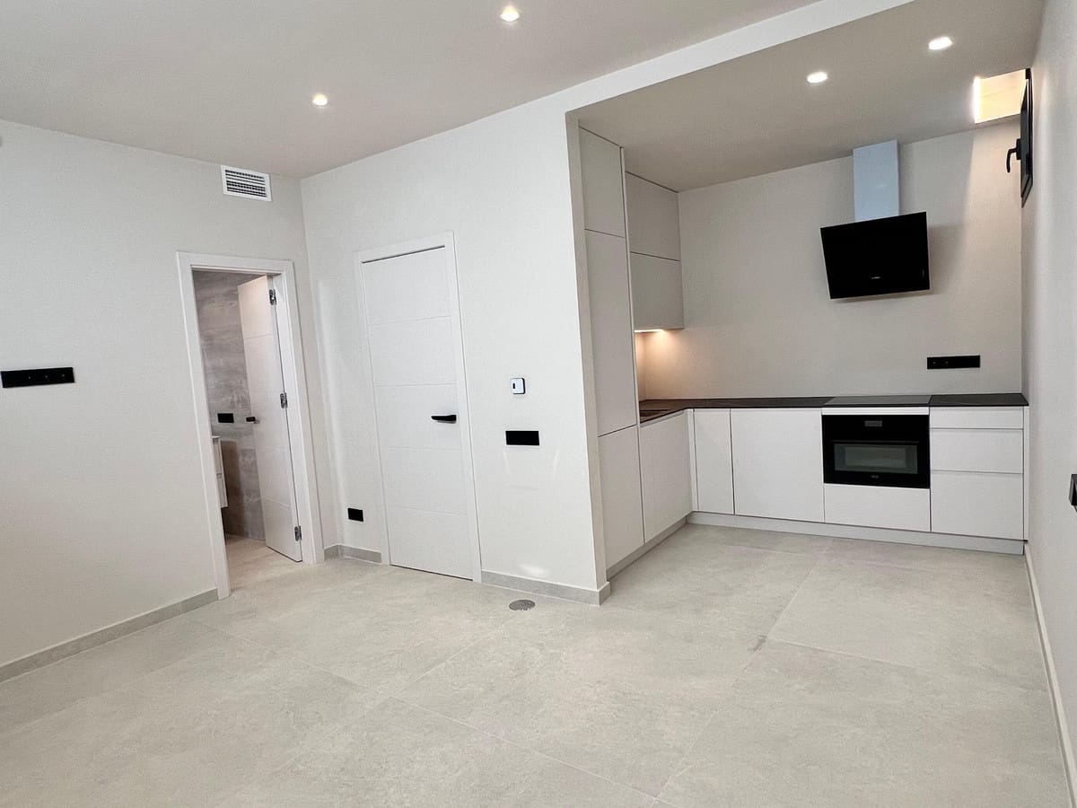 4 slaapkamer Villa te koop in Marbella met zwembad - € 3.899.000 (Ref: 8514238)