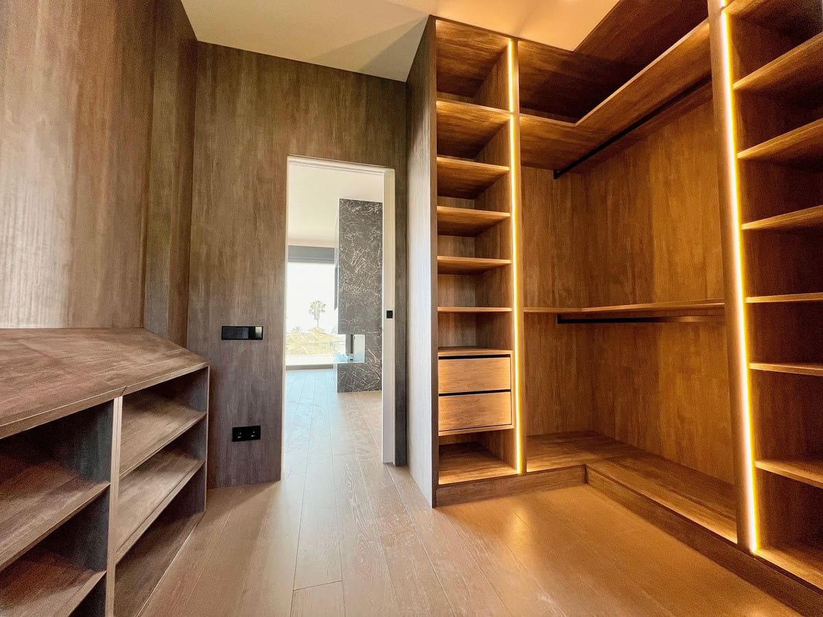 4 slaapkamer Villa te koop in Marbella met zwembad - € 3.899.000 (Ref: 8514238)