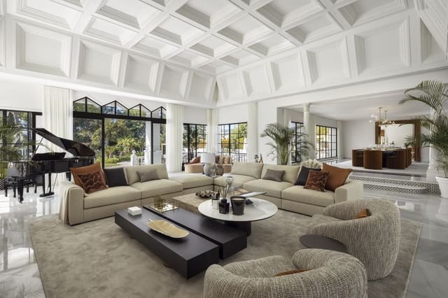 12 sovrum Villa till salu i Las Brisas, Marbella med pool garage - 10 850 000 € (Ref: 8514327)