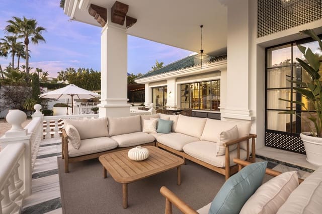 12 sovrum Villa till salu i Las Brisas, Marbella med pool garage - 10 850 000 € (Ref: 8514327)