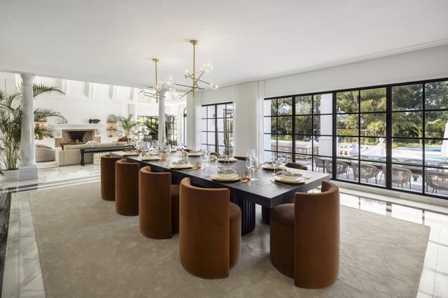 12 soverom Villa til salgs i Aloha Golf, Marbella med svømmebasseng - € 10 850 000 (Ref: 8514340)