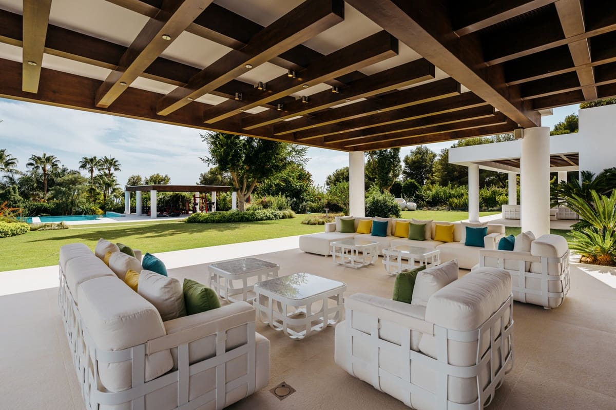 7 chambre Villa/Maison à vendre à Golden Mile avec piscine - 14 600 000 € (Ref: 8529397)