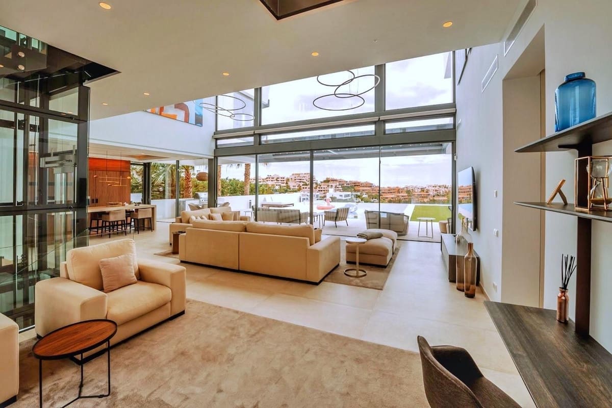 7 Zimmer Villa zu verkaufen in Benahavis mit Pool Garage - 8.800.000 € (Ref: 8529402)