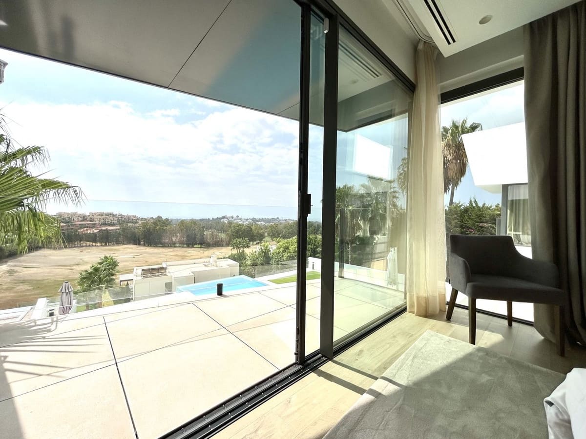 7 Zimmer Villa zu verkaufen in Benahavis mit Pool Garage - 8.800.000 € (Ref: 8529402)