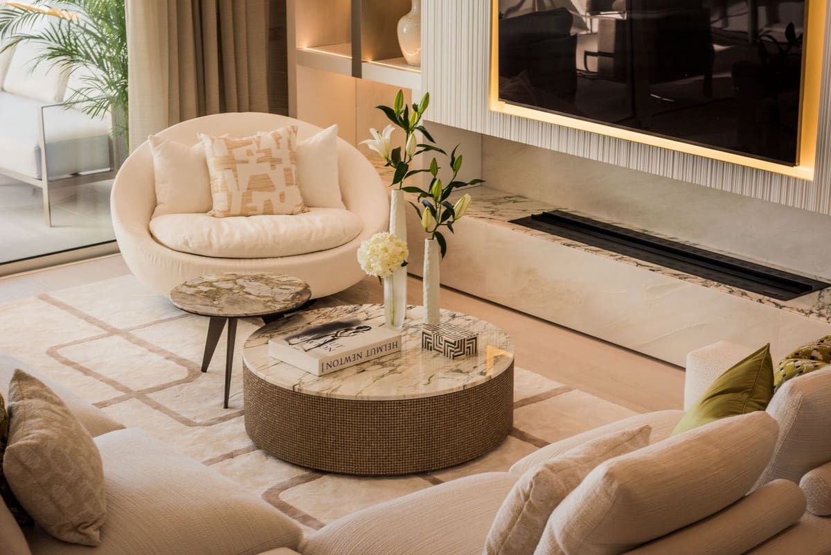 4 soveværelse Studio til salg i Golden Mile med swimmingpool garage - € 10.900.000 (Ref: 8529439)