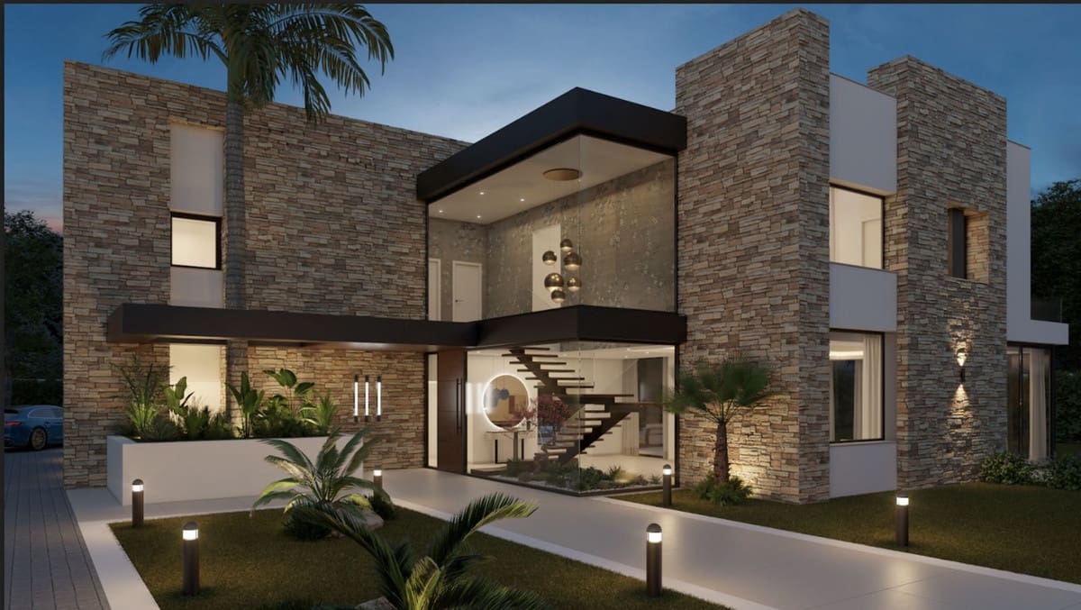 5 bedroom Villa for sale in Sotogrande with pool garage - € 2,500,000 (Ref: 8529440)