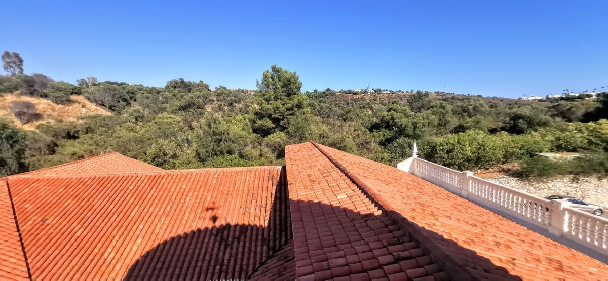 9 soverom Villa til salgs i Golden Mile med svømmebasseng garasje - € 10 500 000 (Ref: 8529540)