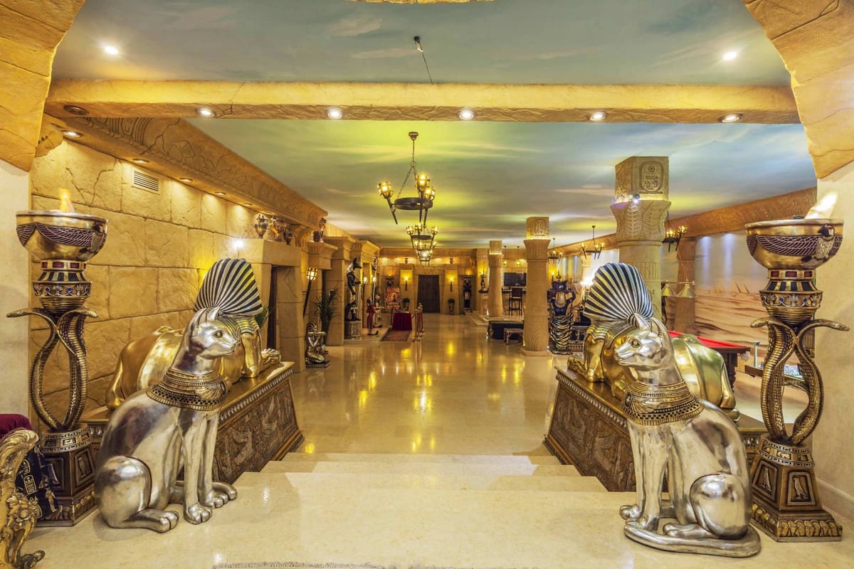 8 sypialnia Willa na sprzedaż w Sotogrande z basenem garażem - 10 000 000 € (Ref: 8529541)