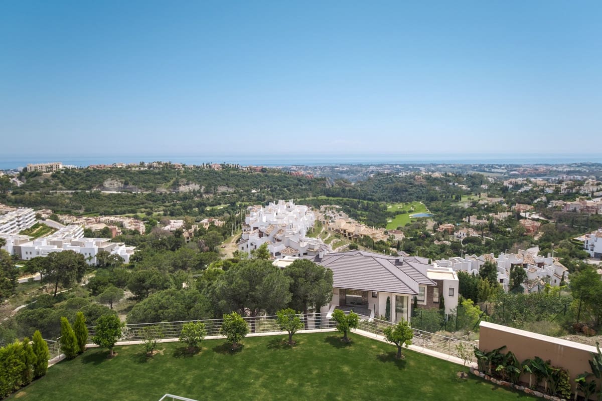 12 soverom Villa til salgs i Benahavis med svømmebasseng - € 12 700 000 (Ref: 8529544)