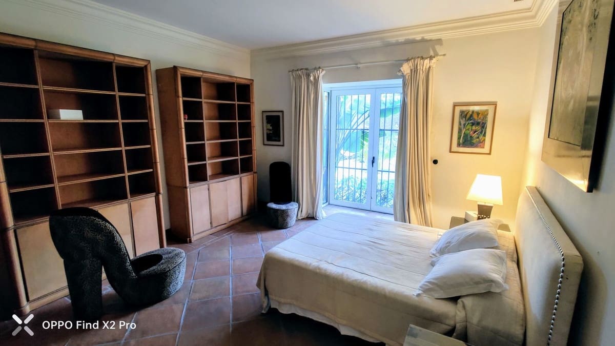 9 sypialnia Willa na sprzedaż w Estepona z basenem - 11 900 000 € (Ref: 8529548)