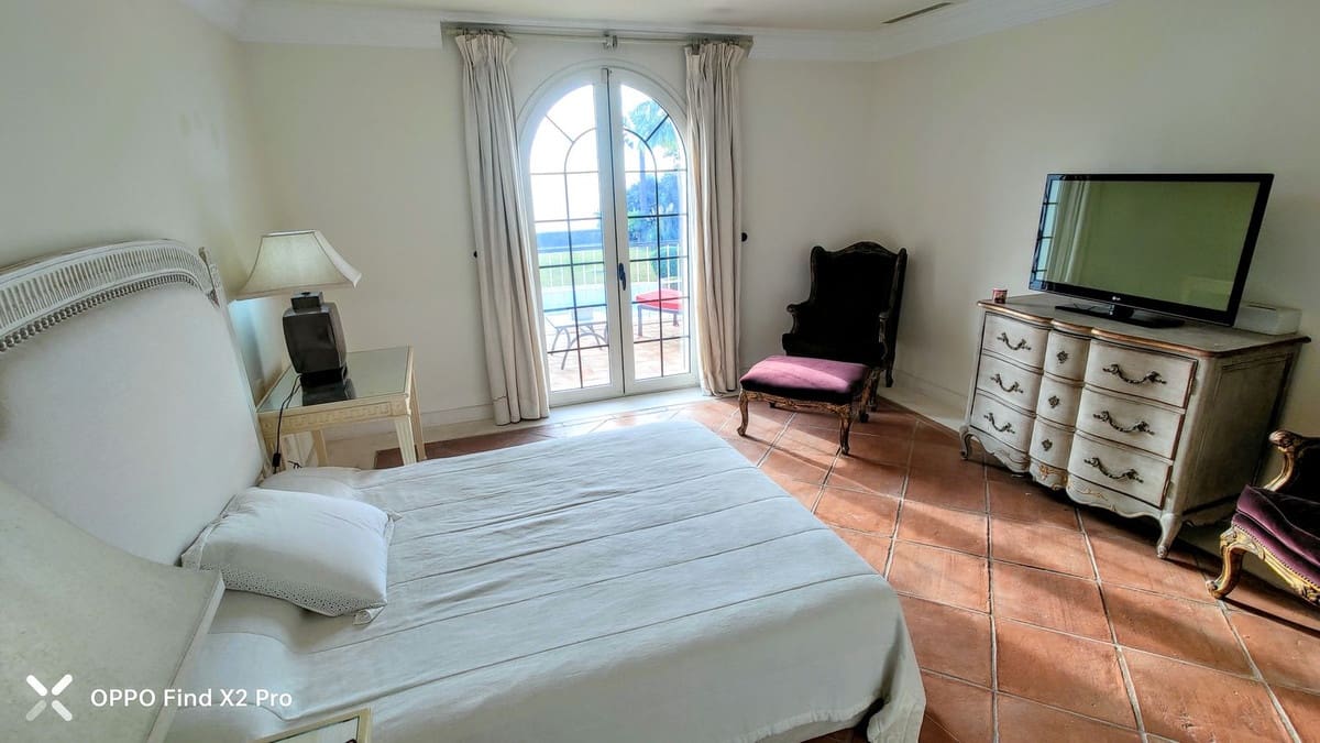 9 sypialnia Willa na sprzedaż w Estepona z basenem - 11 900 000 € (Ref: 8529548)