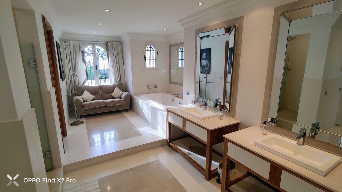 9 sypialnia Willa na sprzedaż w Estepona z basenem - 11 900 000 € (Ref: 8529548)